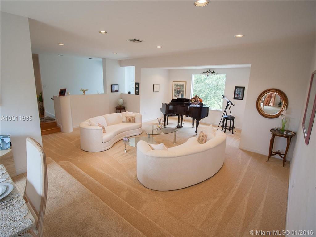 24 55 40 KINGS BAY SUB - Residential