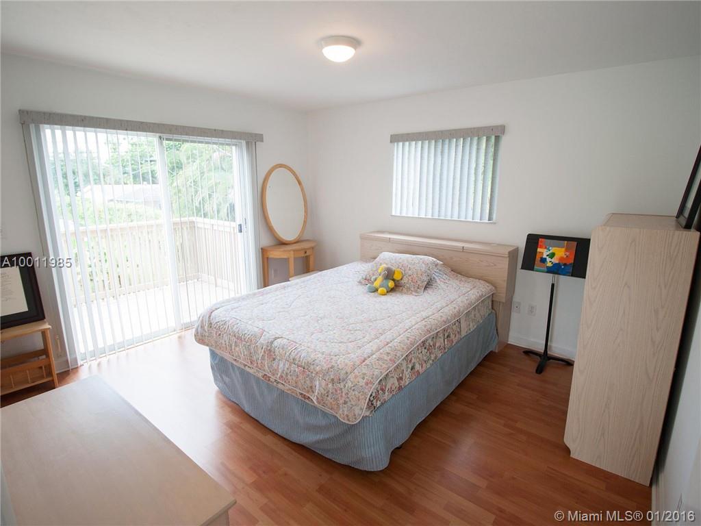 24 55 40 KINGS BAY SUB - Residential