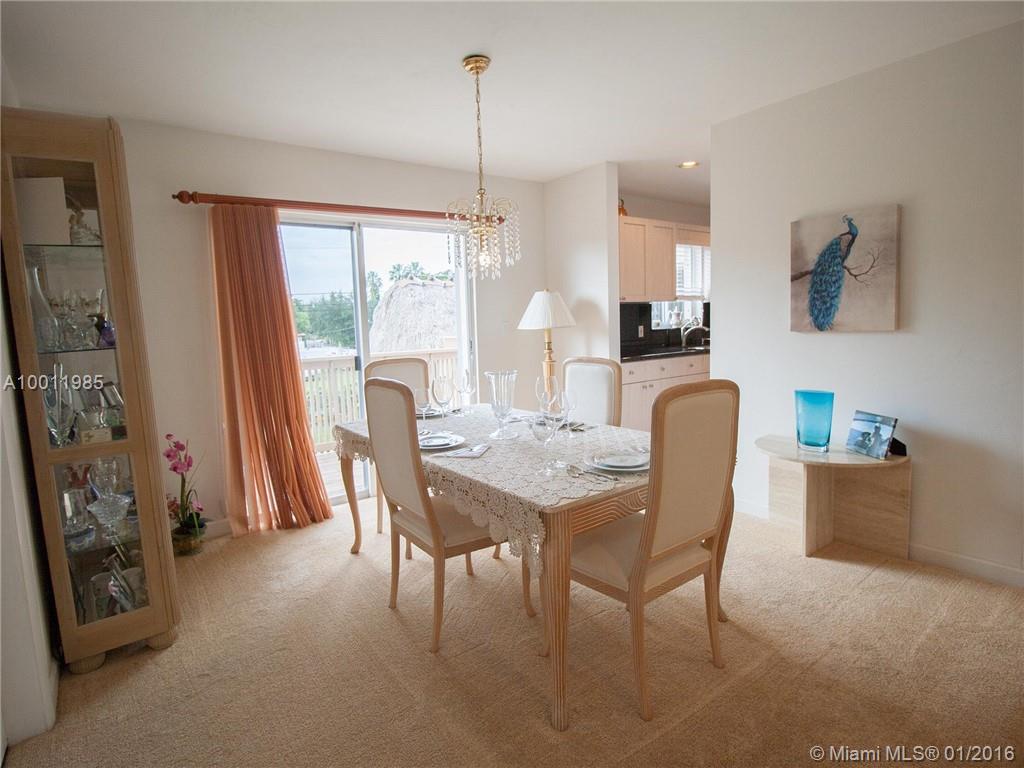 24 55 40 KINGS BAY SUB - Residential