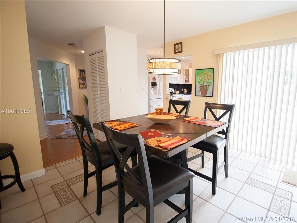 24 55 40 KINGS BAY SUB - Residential