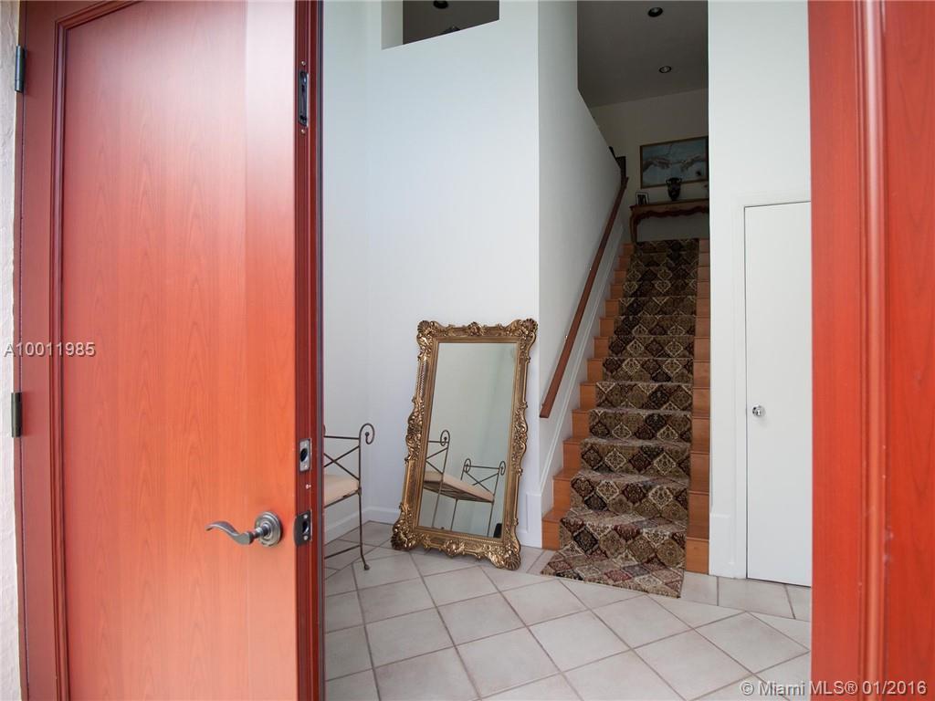 24 55 40 KINGS BAY SUB - Residential