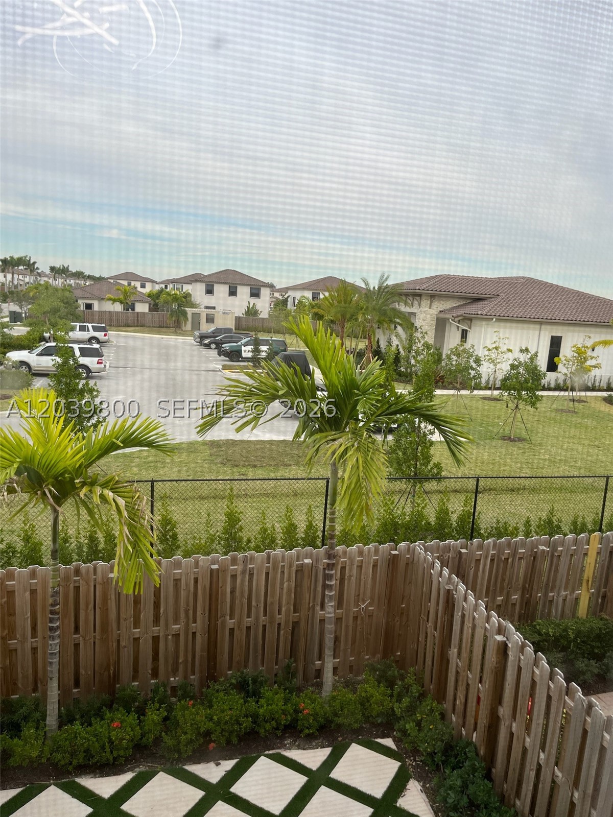SILVER PALM RESIDENTIAl - Residential