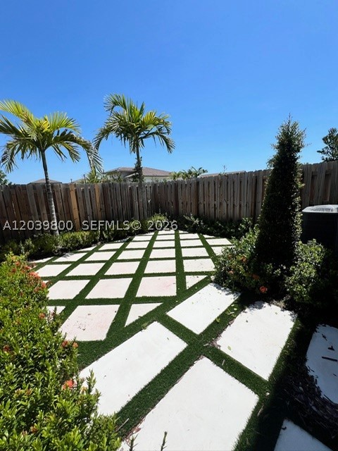 SILVER PALM RESIDENTIAl - Residential