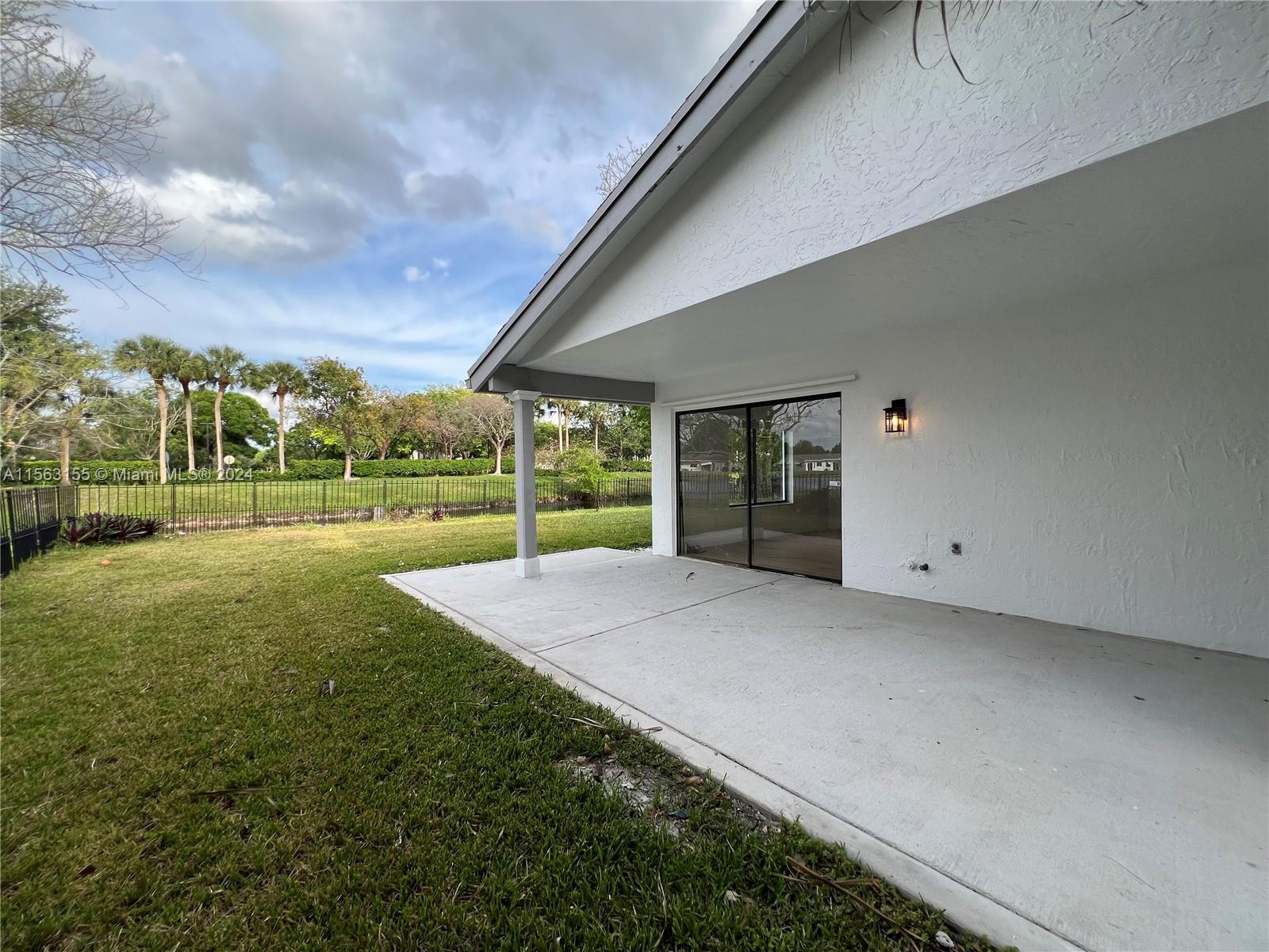 JACARANDA PARCEL 338 - Residential Lease
