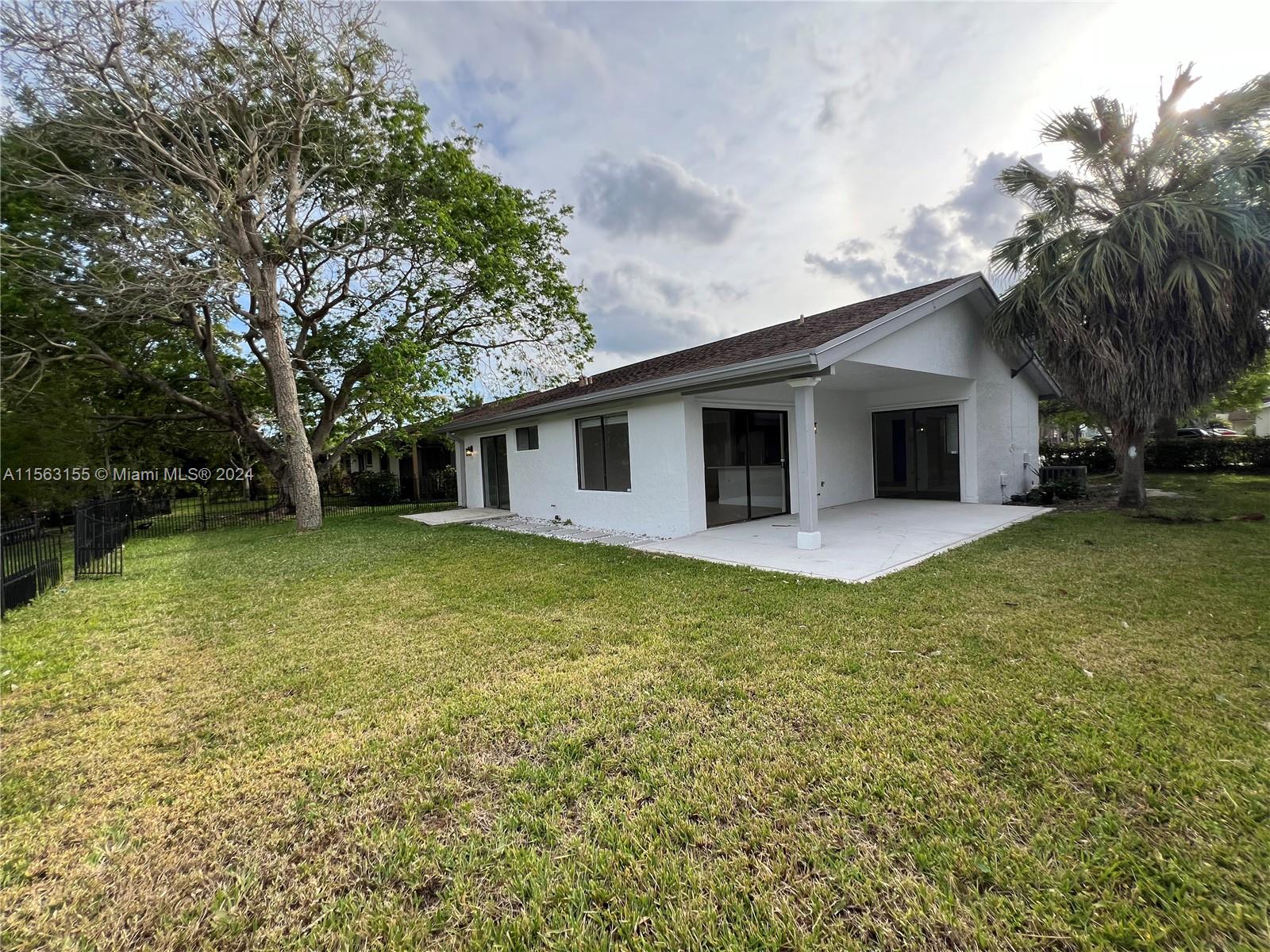 JACARANDA PARCEL 338 - Residential Lease