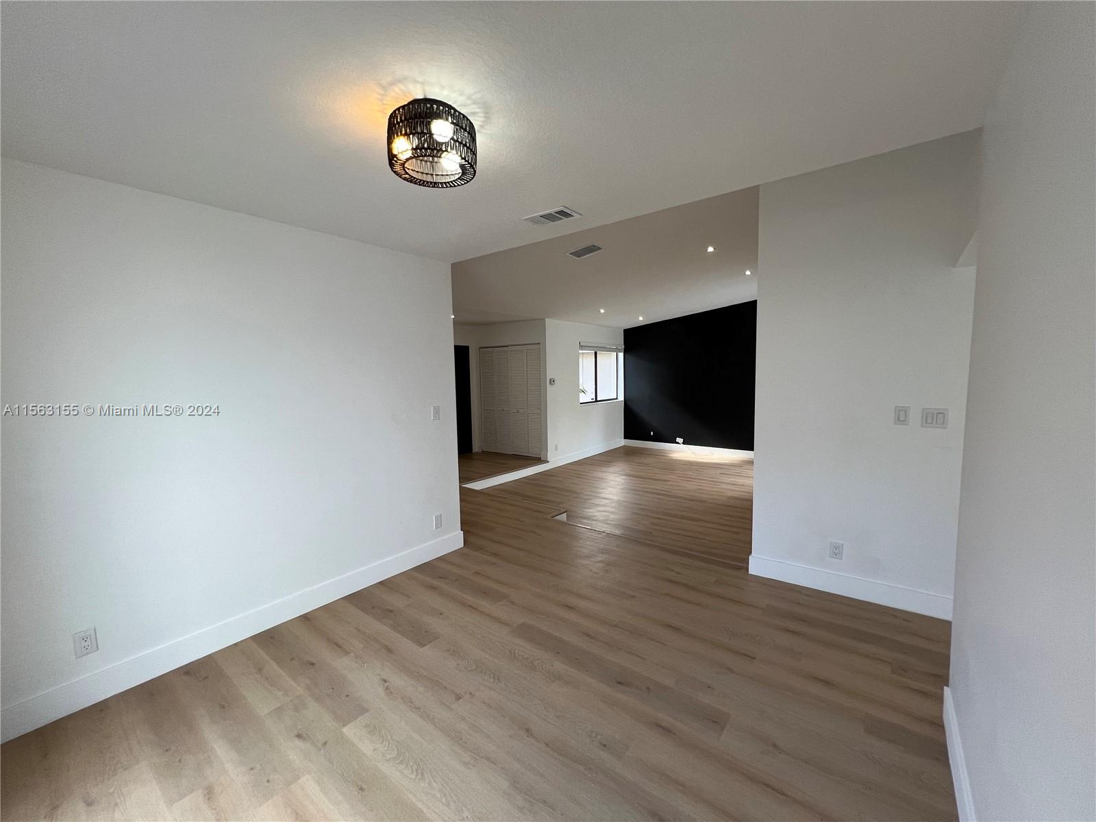 JACARANDA PARCEL 338 - Residential Lease