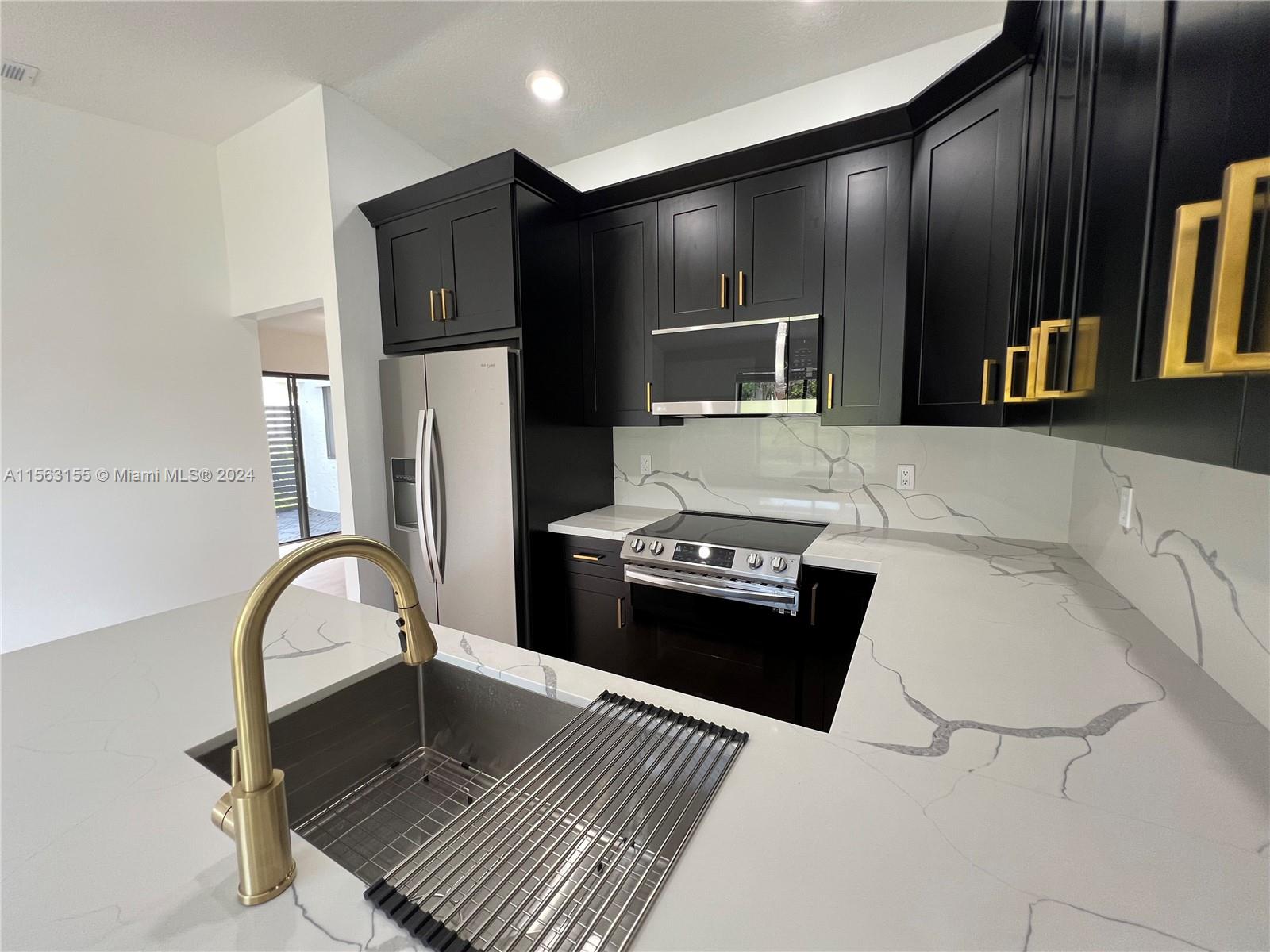 JACARANDA PARCEL 338 - Residential Lease
