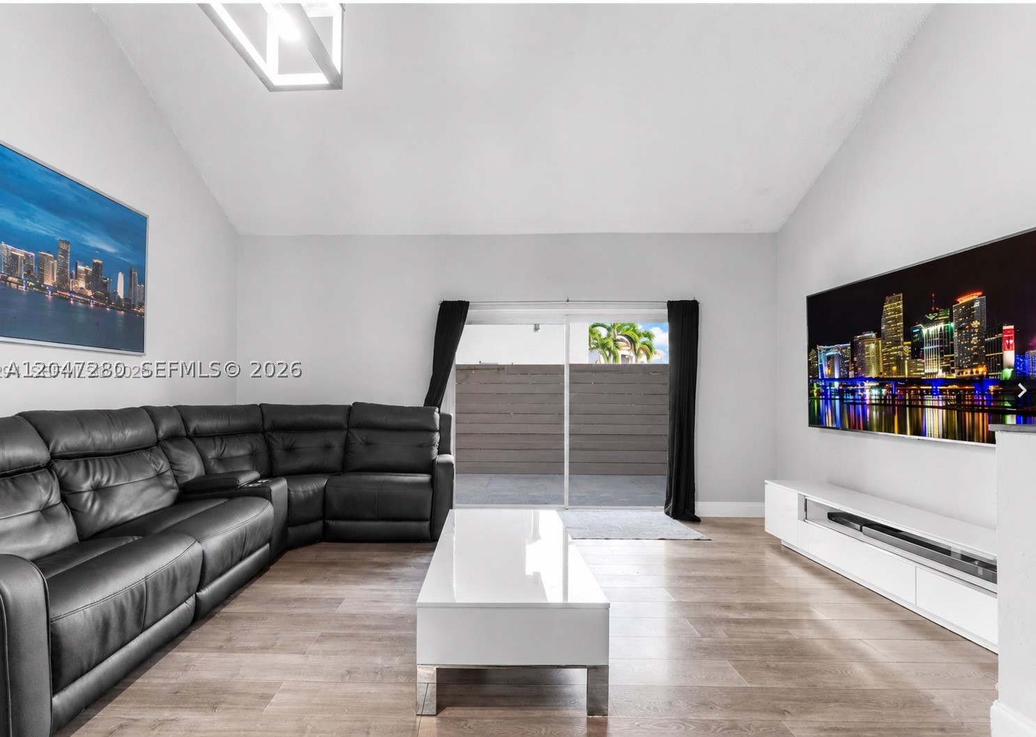 SUNSET HARBOUR SEC IV - Residential