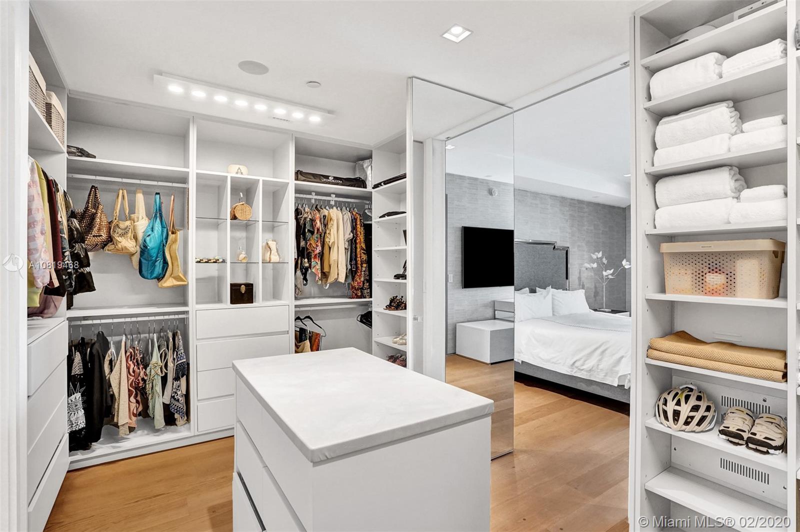 OCEANA BAL HARBOUR CONDO - Residential
