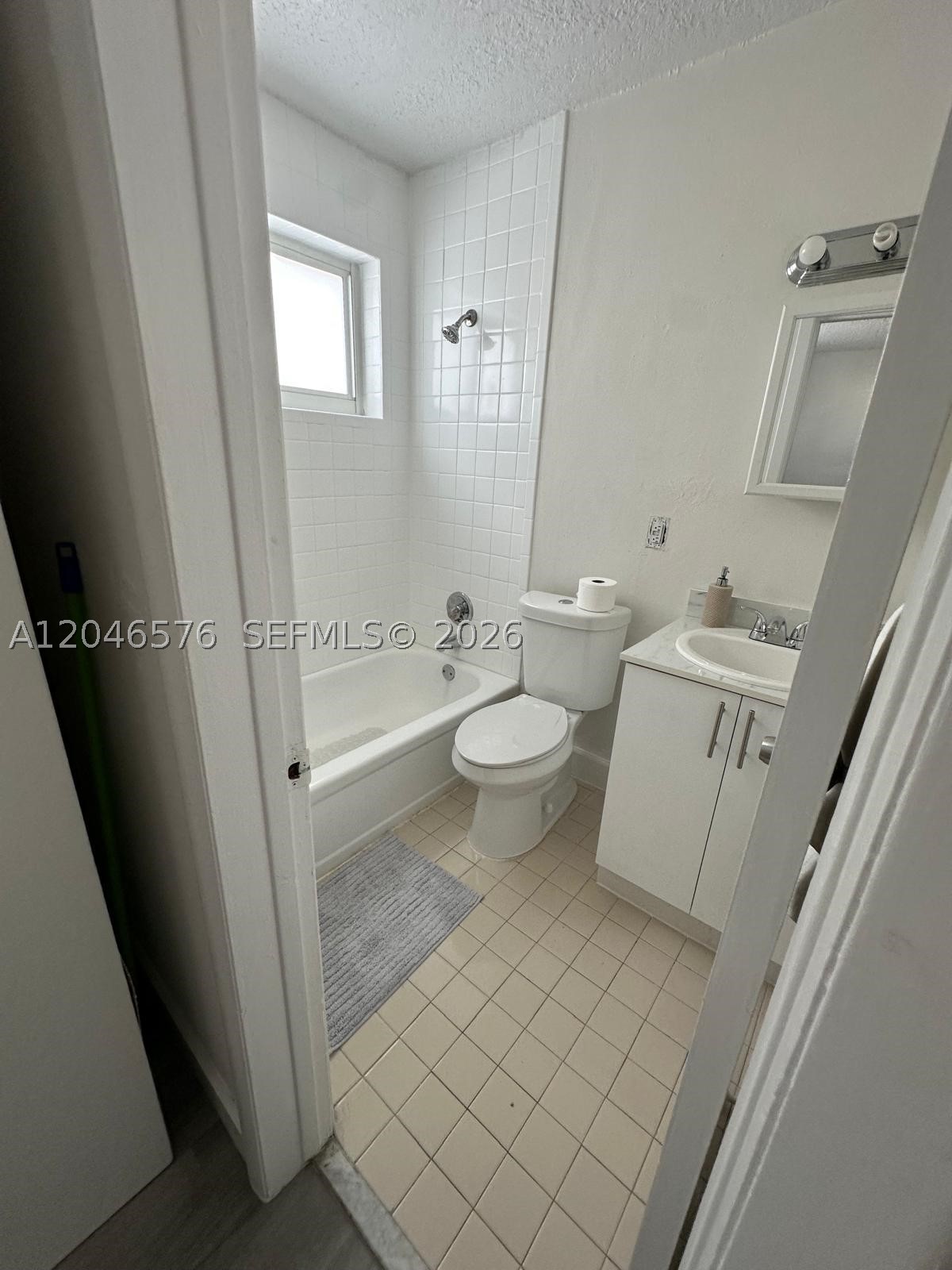 UNPLATTED - Residential Lease