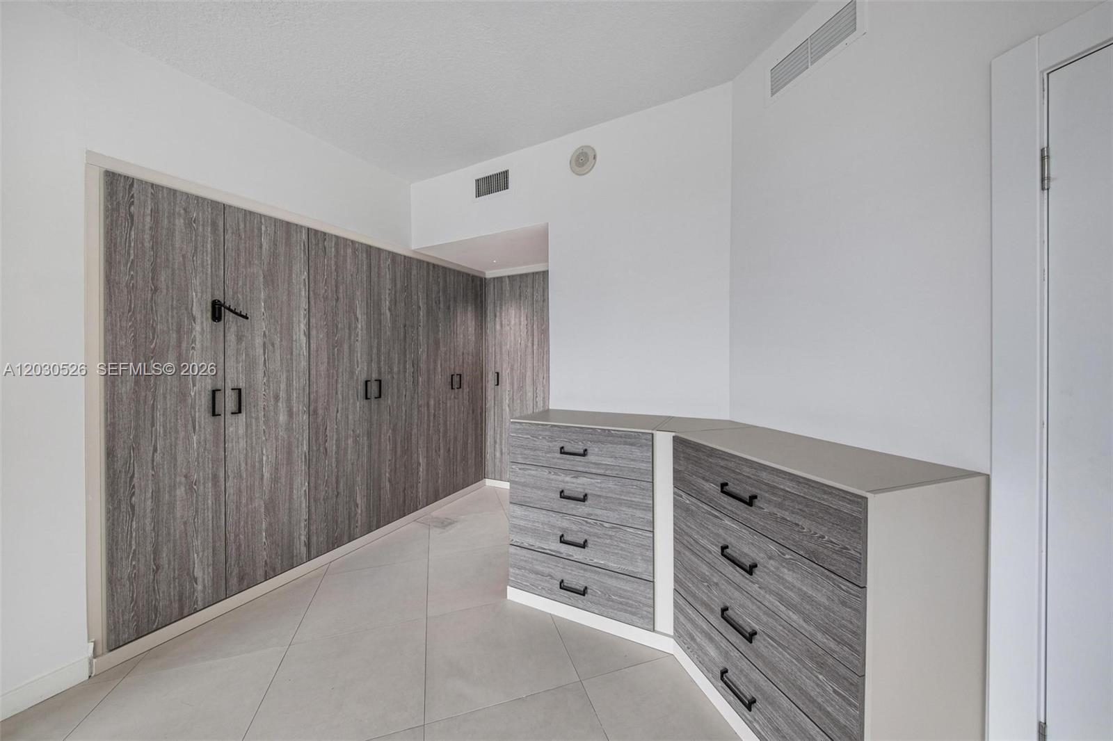 Infinity at Brickell - Residential