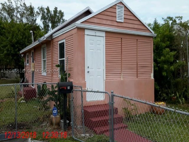 NORTH HOLLYWOOD - Residential Income