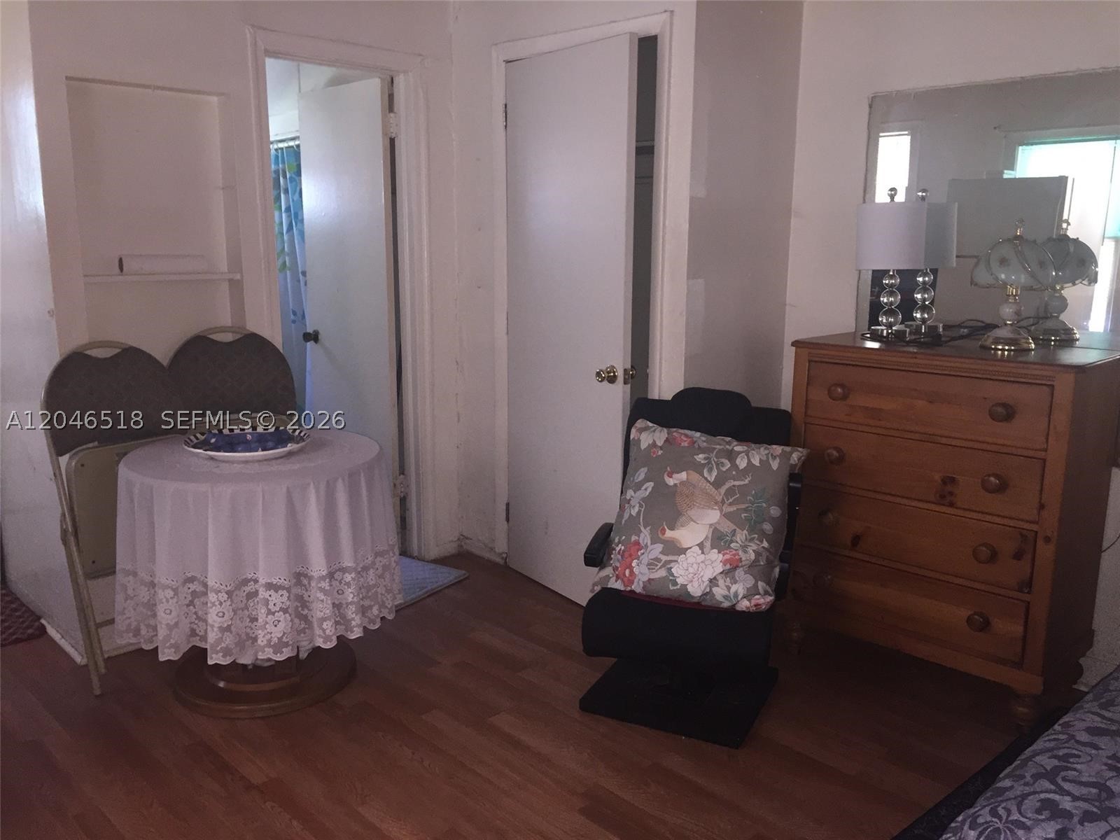 NORTH HOLLYWOOD - Residential Income