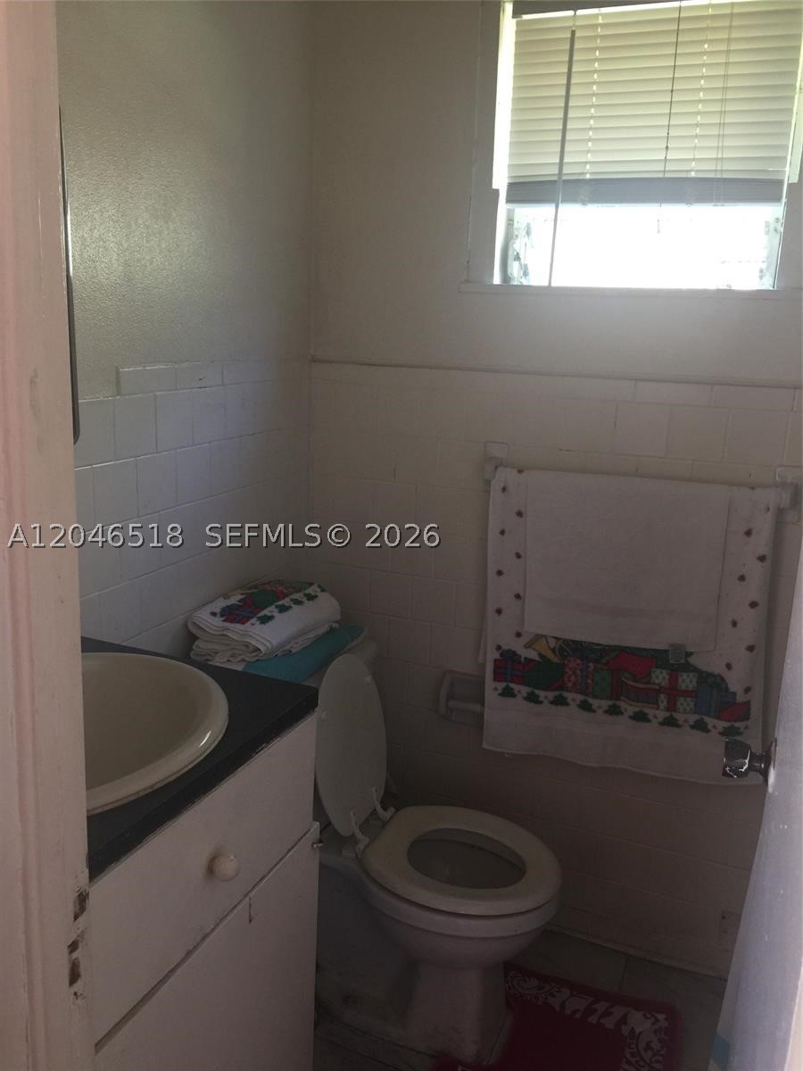 NORTH HOLLYWOOD - Residential Income
