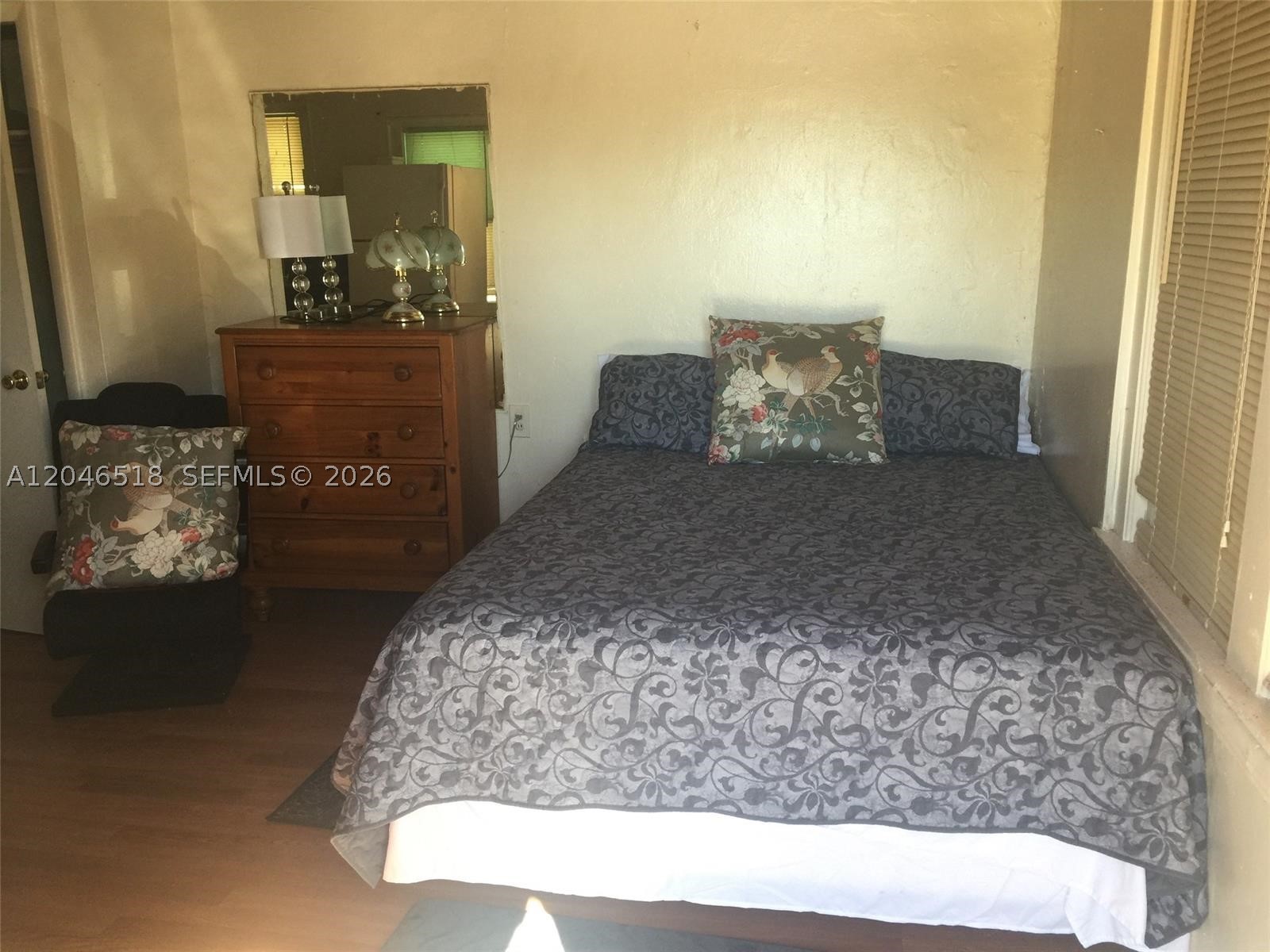 NORTH HOLLYWOOD - Residential Income