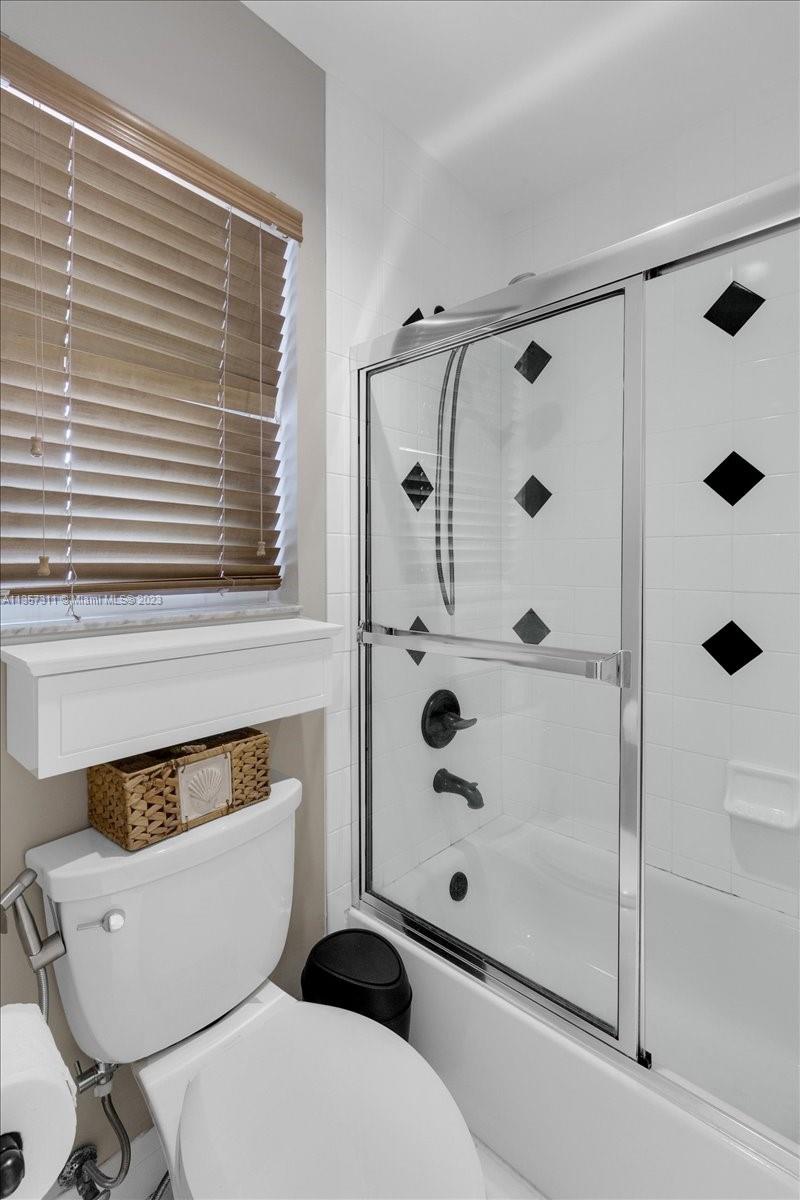 SHORES AT BOCA RATON PH 1 - Residential Lease