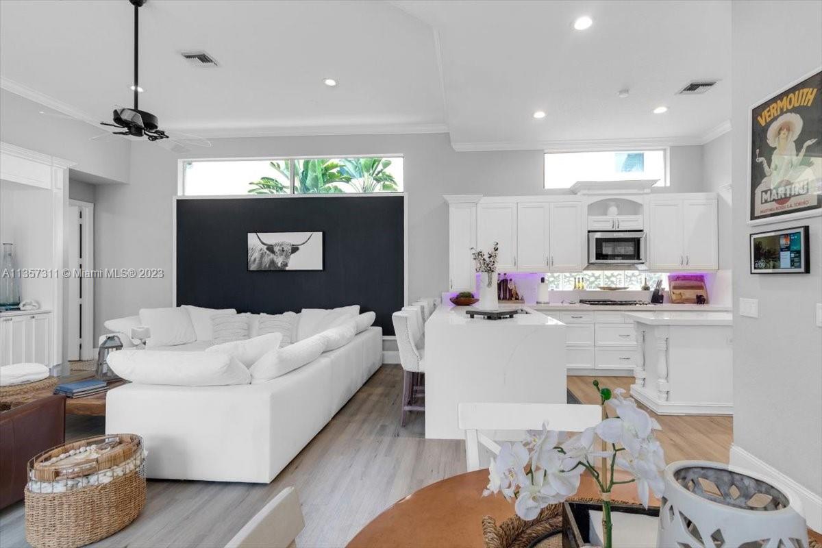 SHORES AT BOCA RATON PH 1 - Residential Lease