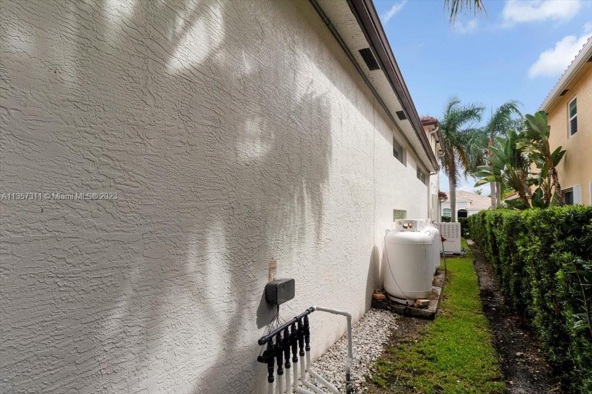 SHORES AT BOCA RATON PH 1 - Residential Lease