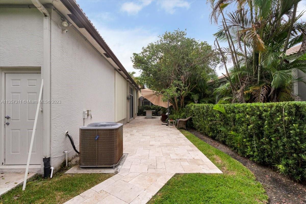 SHORES AT BOCA RATON PH 1 - Residential Lease