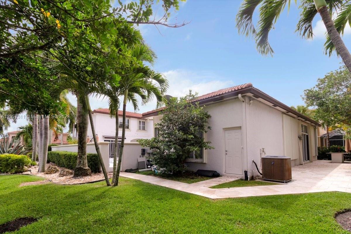 SHORES AT BOCA RATON PH 1 - Residential Lease