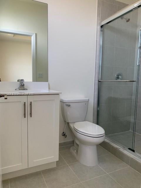 AQUABELLA NORTH - Residential Lease