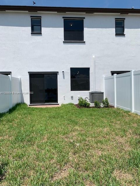 AQUABELLA NORTH - Residential Lease