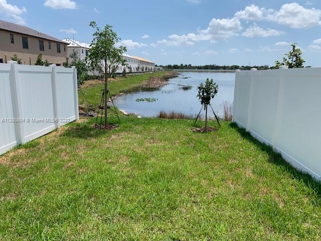 AQUABELLA NORTH - Residential Lease