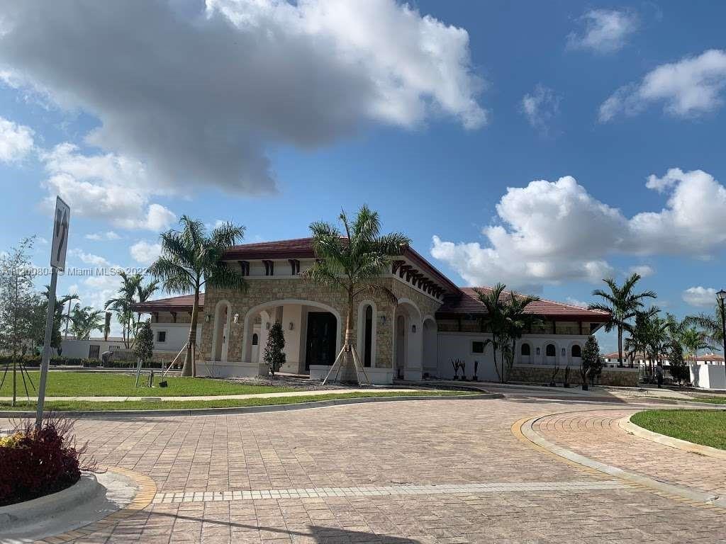 AQUABELLA NORTH - Residential Lease