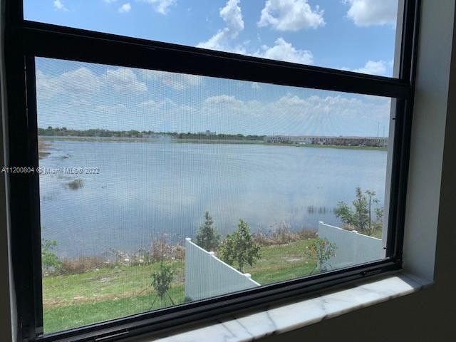 AQUABELLA NORTH - Residential Lease