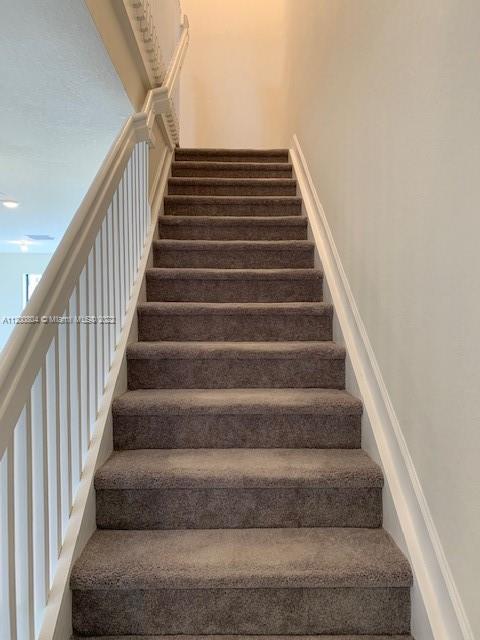 AQUABELLA NORTH - Residential Lease