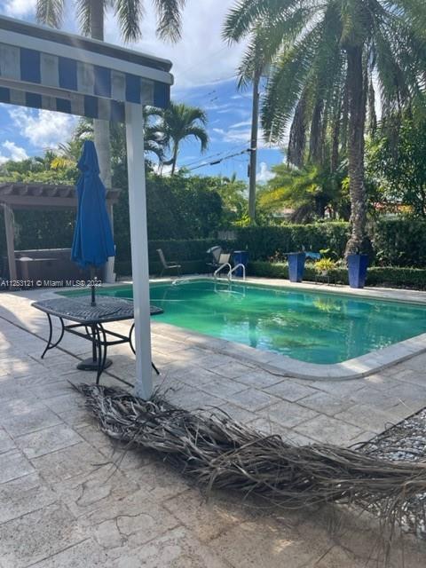 RIVIERA PINES - Residential Lease