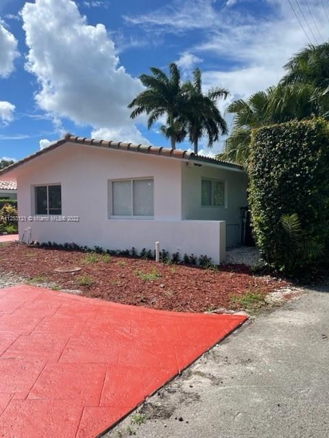 RIVIERA PINES - Residential Lease