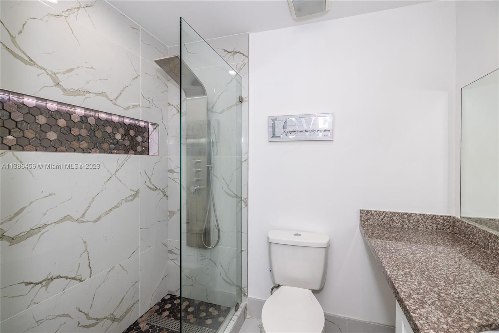 ORANGE TREE HOMES - Residential