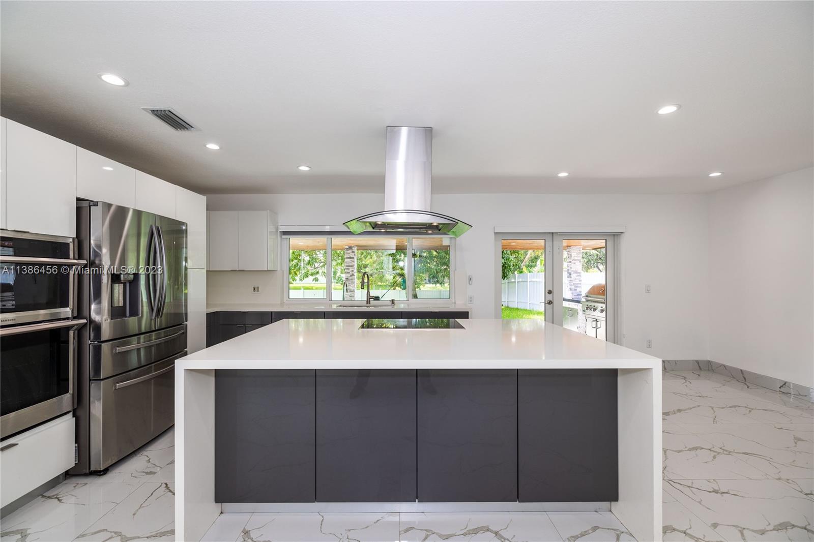 ORANGE TREE HOMES - Residential
