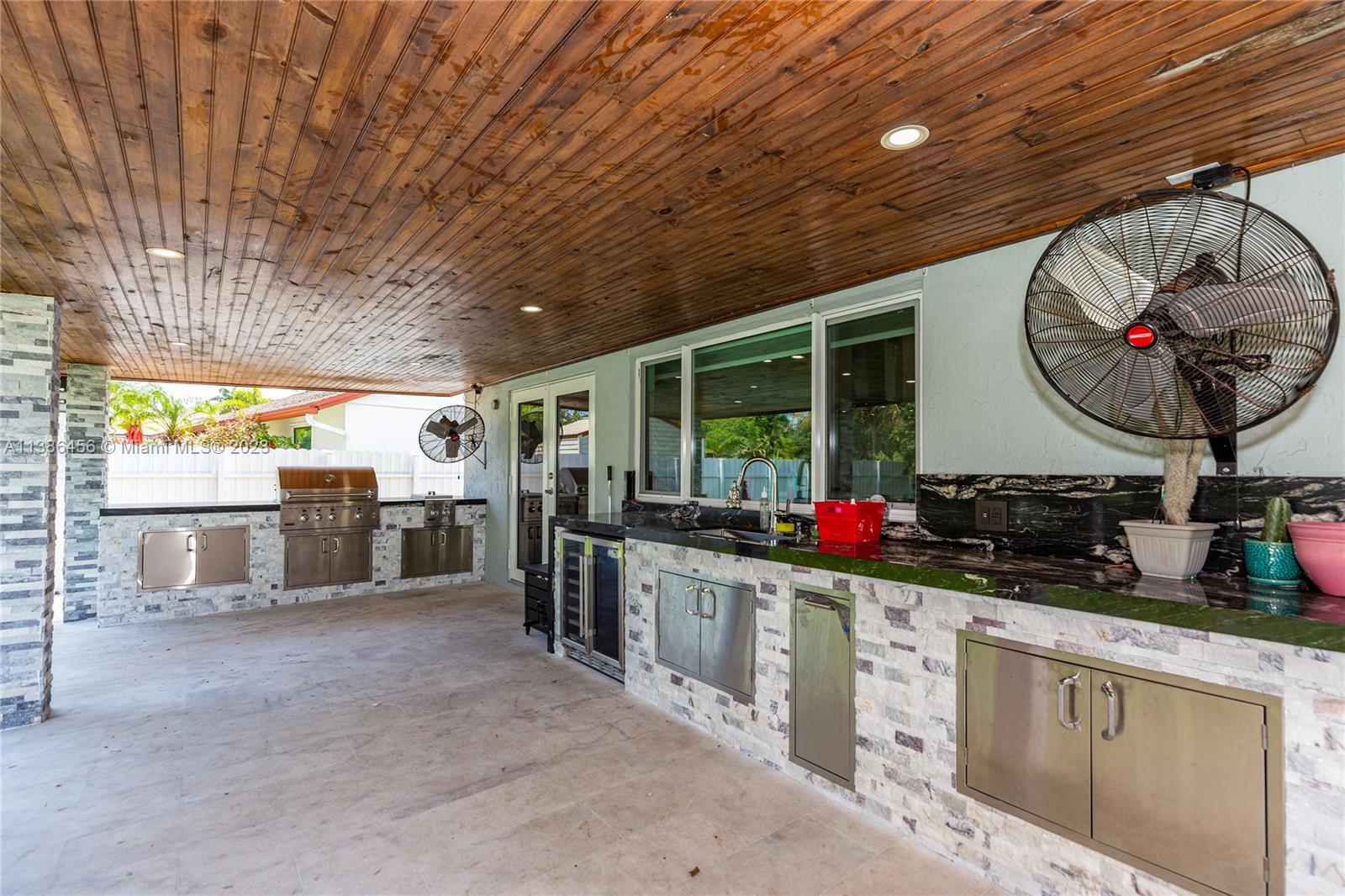 ORANGE TREE HOMES - Residential