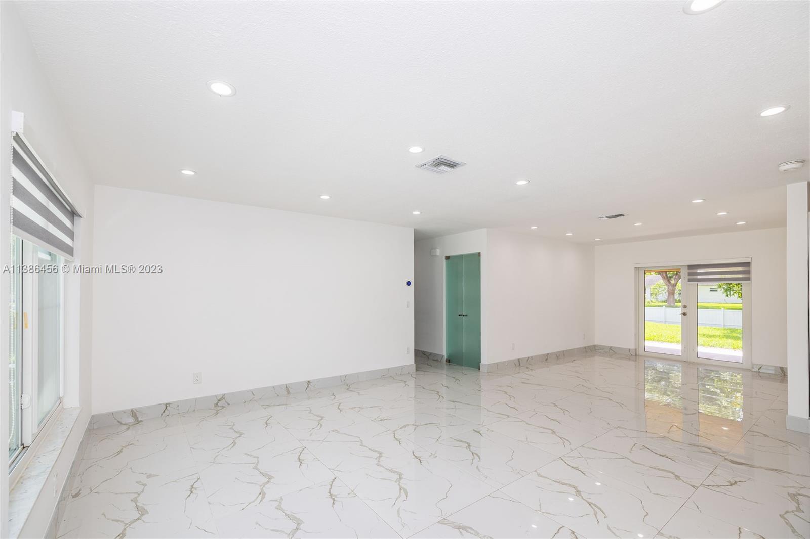ORANGE TREE HOMES - Residential