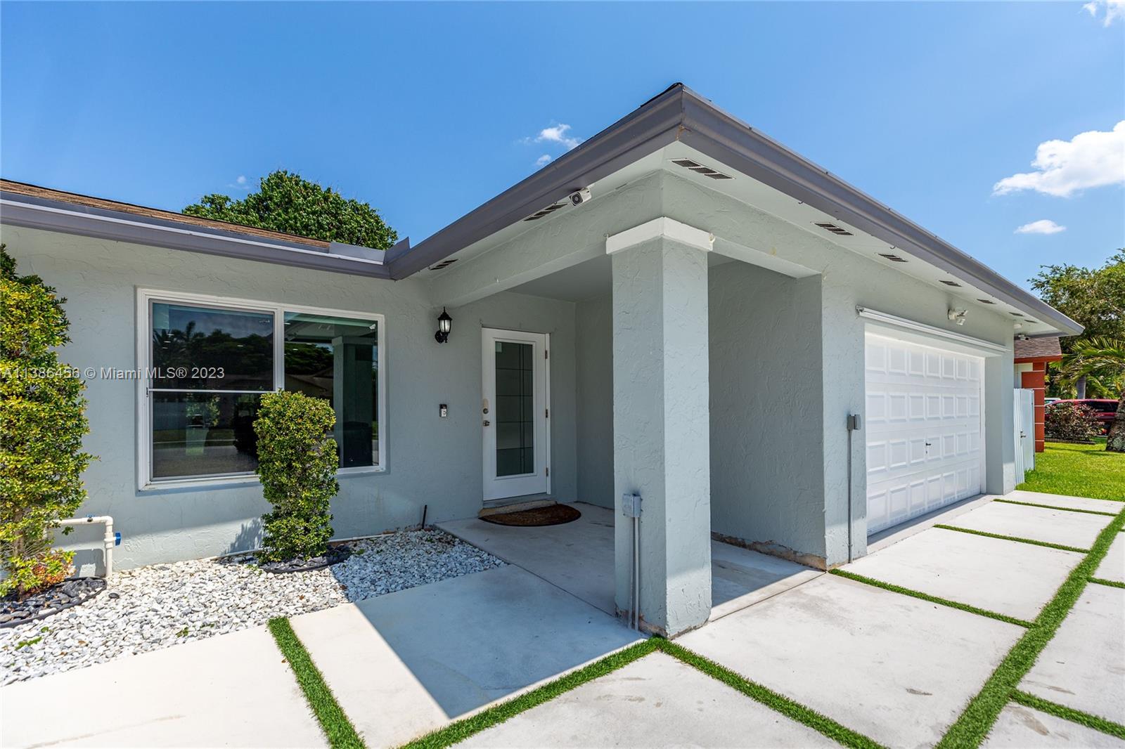 ORANGE TREE HOMES - Residential