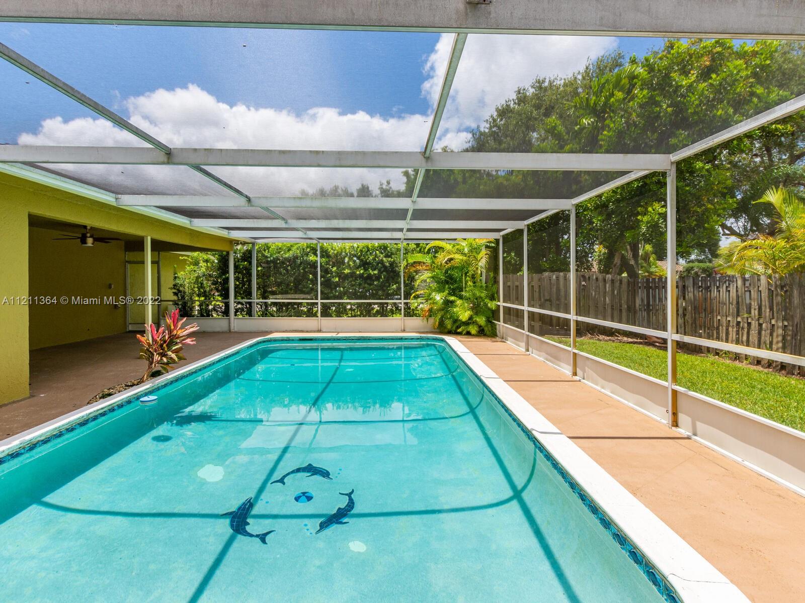 PLANTATIONS SECLUDED GARD - Residential
