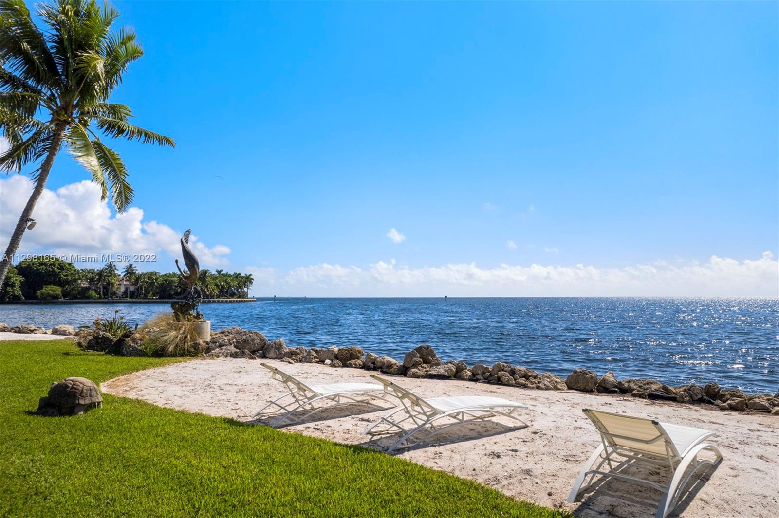 GABLES ESTATES NO 3 - Land