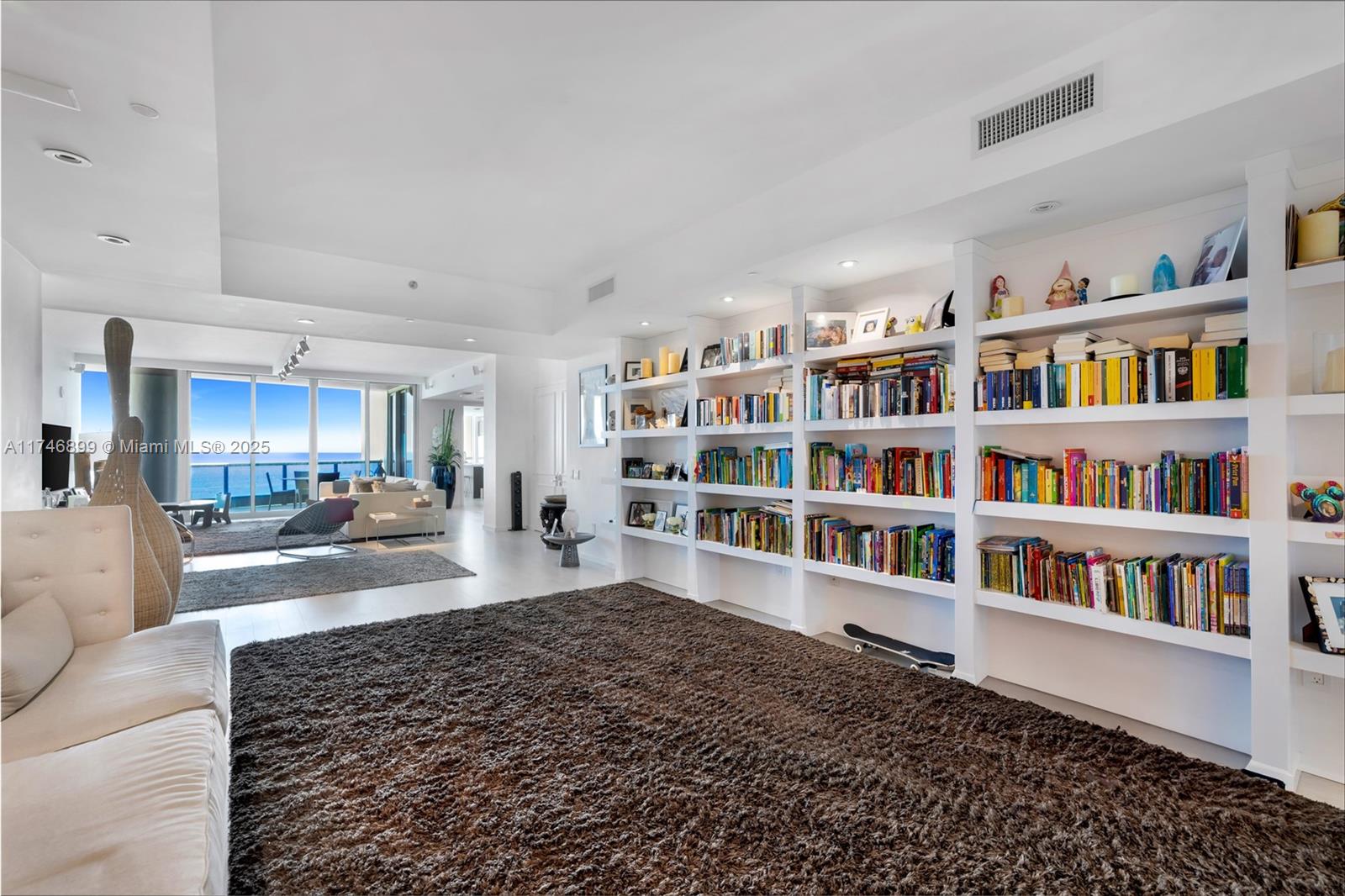 THE RESIDENCES AT THE BAT - Residential