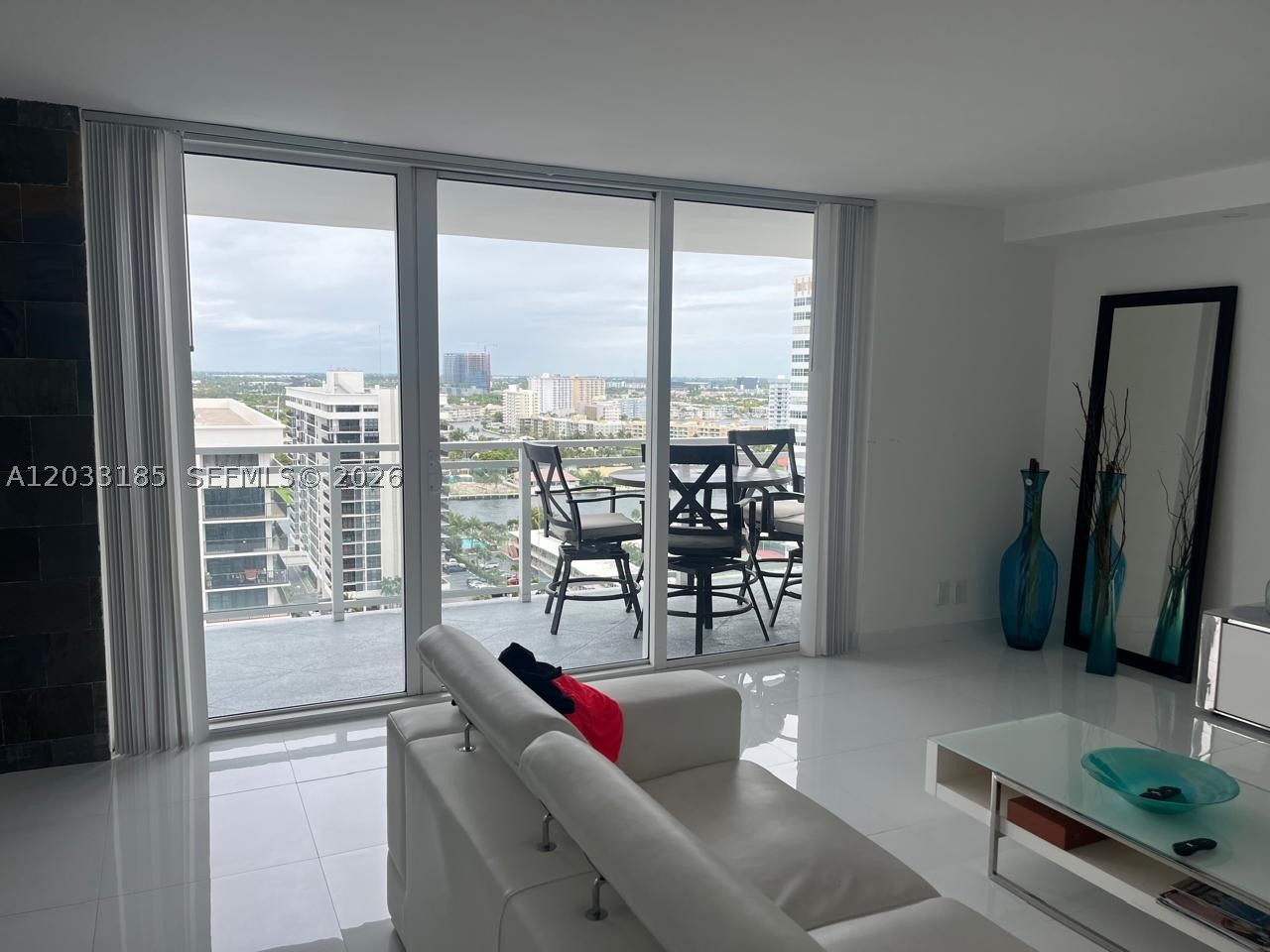 PARKER PLAZA ESTATES COND - Residential
