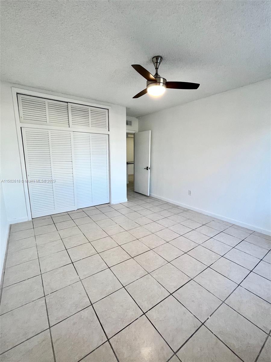 TOWER EAST INCORPORATED C - Residential Lease