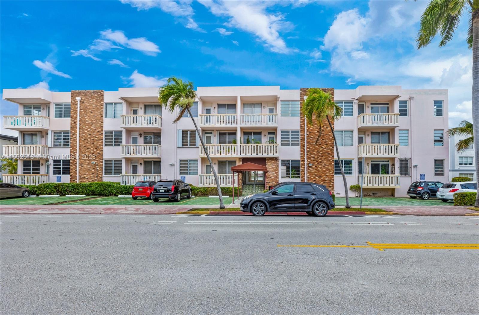 TOWER EAST INCORPORATED C - Residential Lease