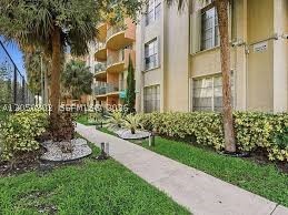THE FOUNTAINS AT FONTAINE - Residential Lease