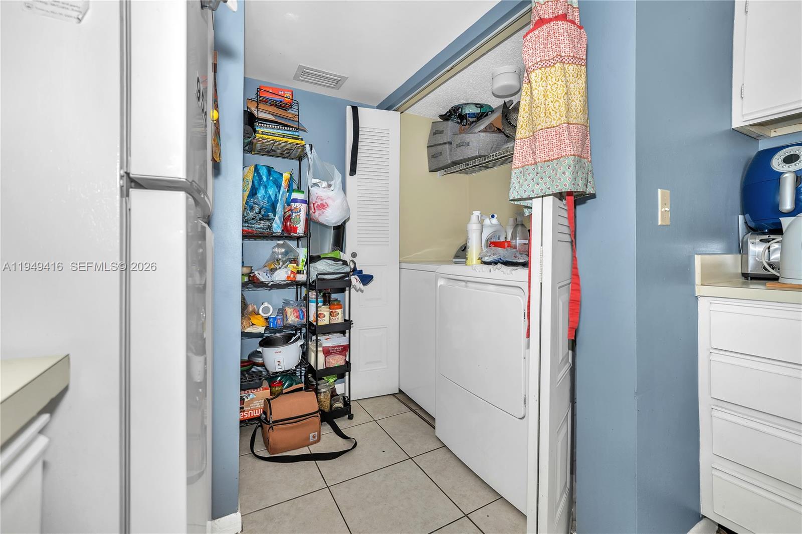 VISCONTI CONDO - Residential