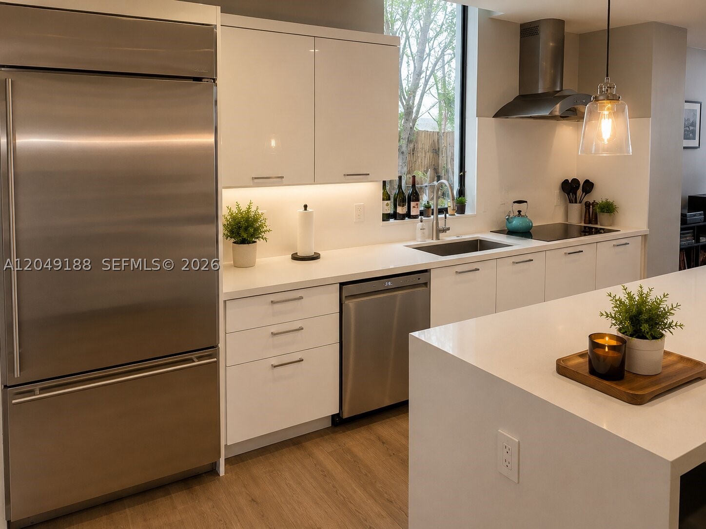8600 EAST DIXIE - Residential Lease