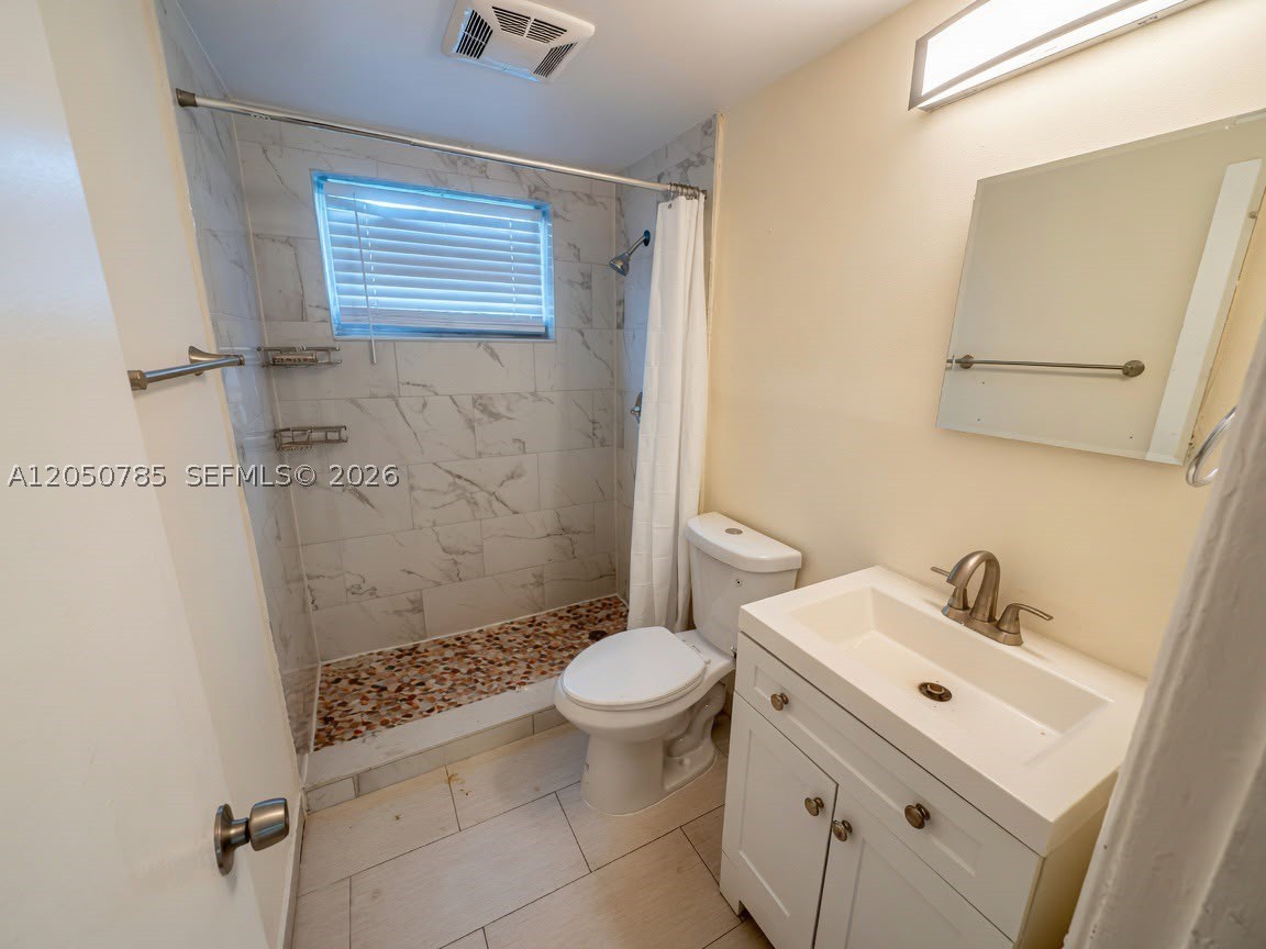 BONIE VILLAS SEC ONE - Residential Lease