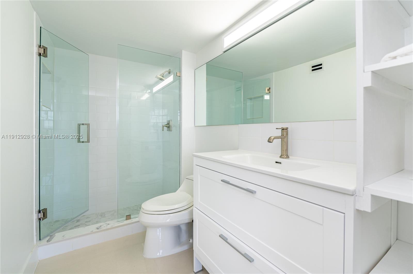 COMMODORE PLAZA CONDO - Residential
