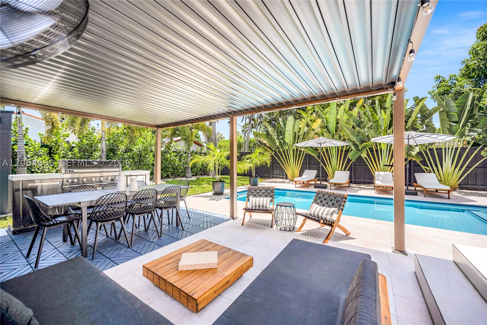 BRICKELL ESTATES - Residential