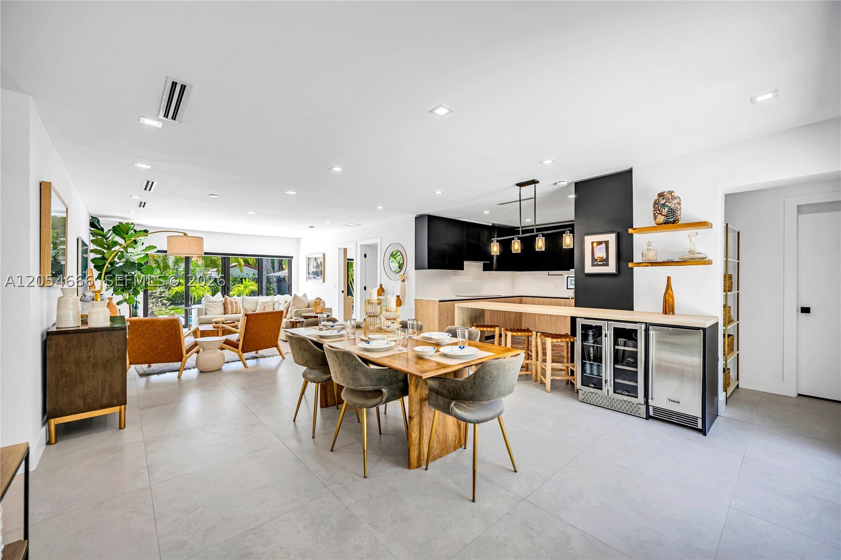 BRICKELL ESTATES - Residential
